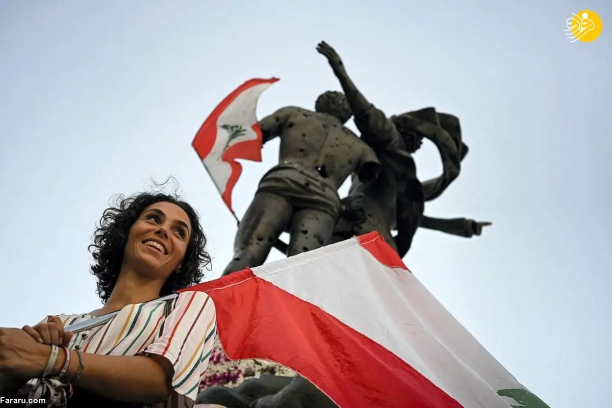 د‌ختری که پرچمدار اعتراضات در لبنان است +عکس