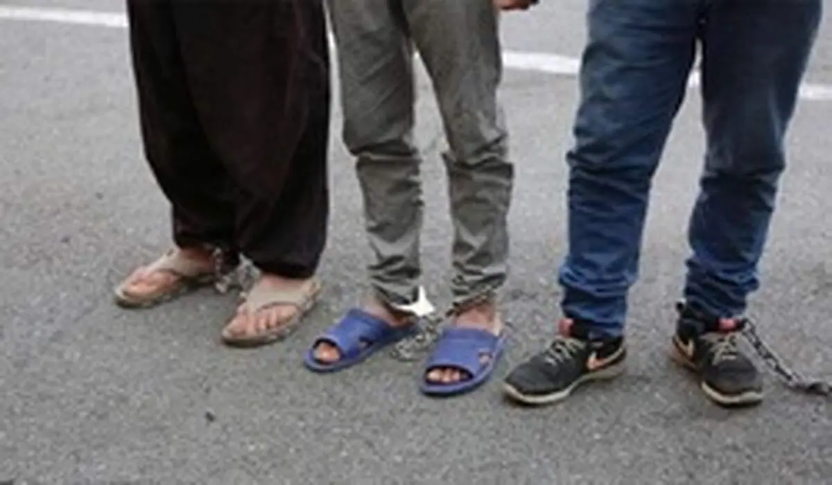 سارقان حین حفر تونل زیر طلا فروشی گیر افتادند
