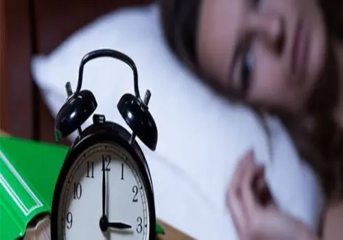 ۱۲ عادت مخربی که مغزتان را نابود می‌کند