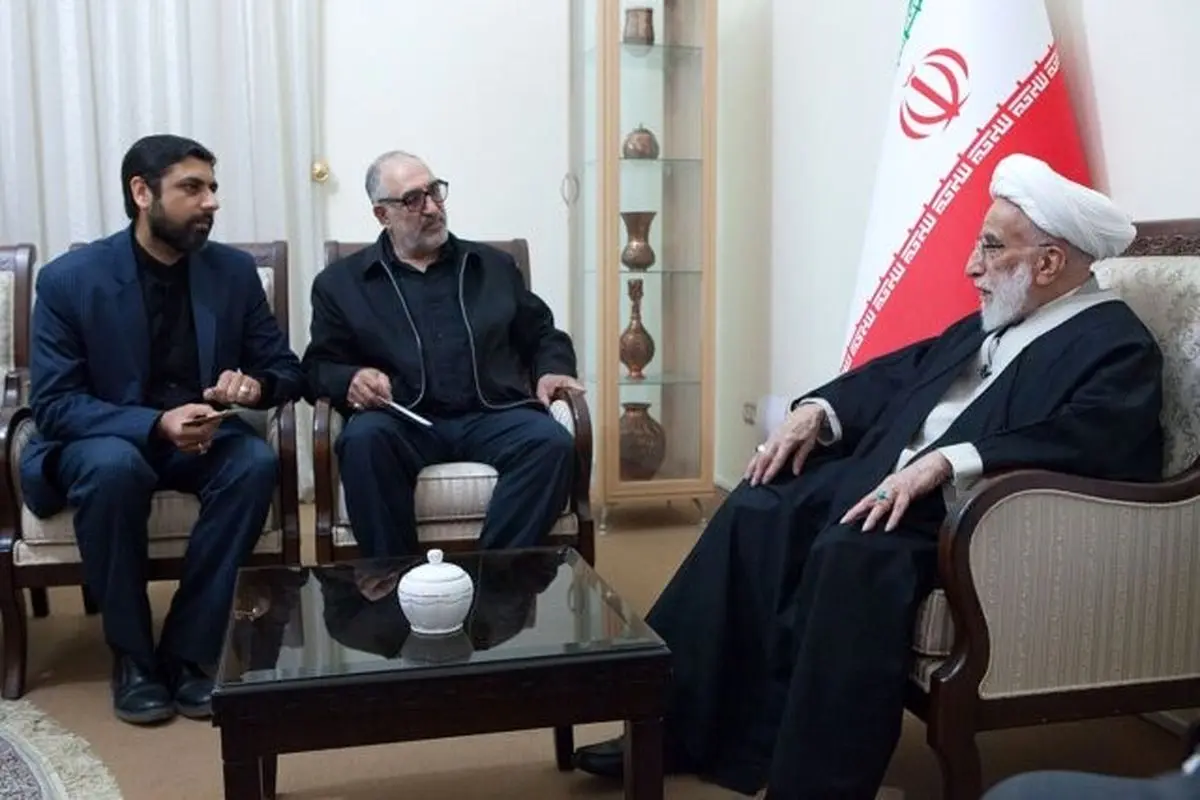 آیتالله جنتی: وقتی ملتی با آمریکا و مستکبران دربیافتد، معلوم است شهادت و جانبازی دارد
