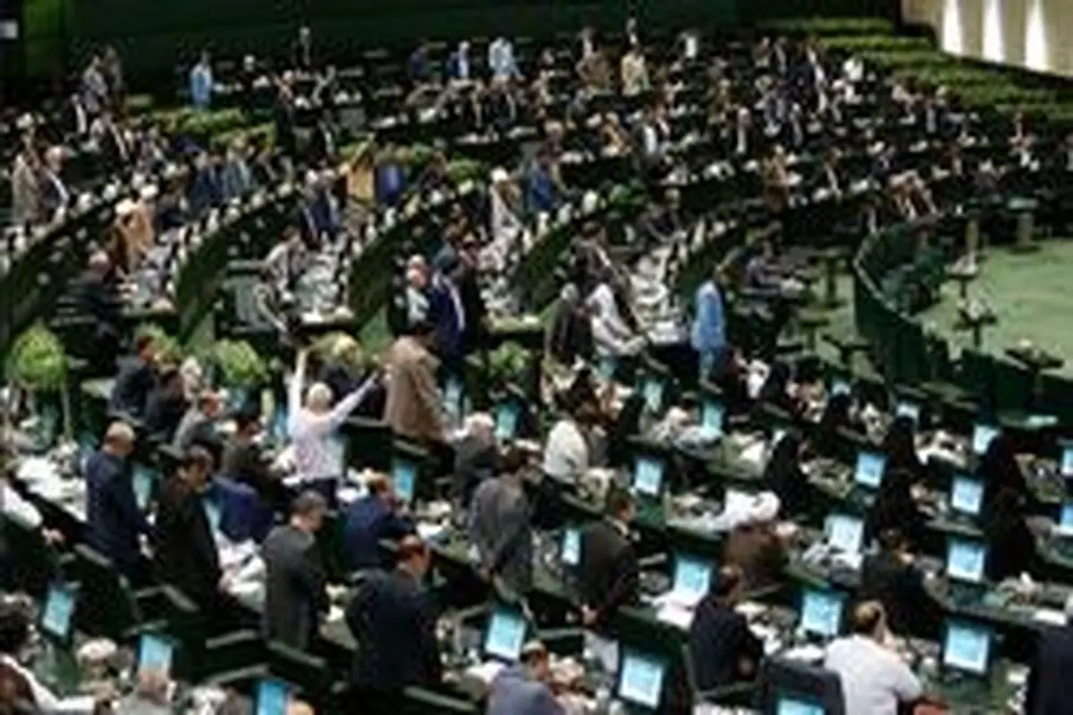 نامه نمایندگان تهران به «آذری‌جهرمی» برای اتصال اینترنت موبایل