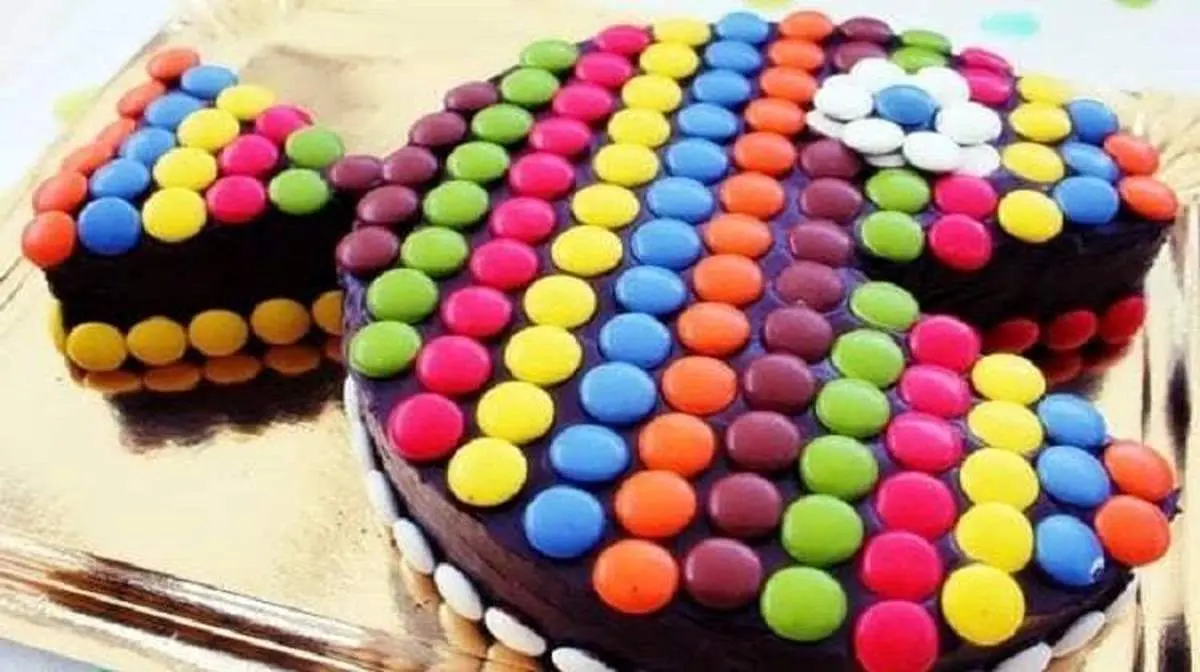 ویدیو|کیک شکلاتی اسمارتیزی برای کودکان