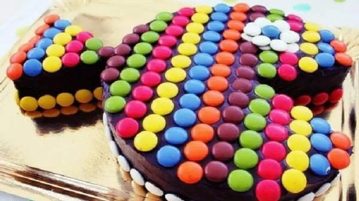 ویدیو|کیک شکلاتی اسمارتیزی برای کودکان