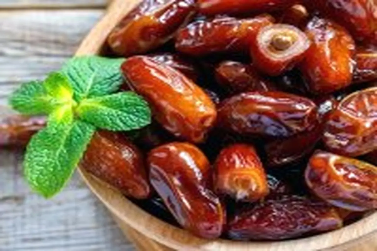 خرما باعث راحتی زایمان میشود