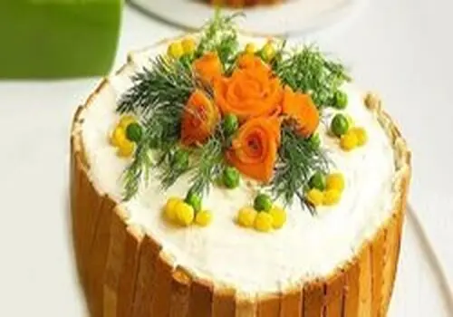 طرز تهیه کیک مرغ خوشمزه مجلسی

