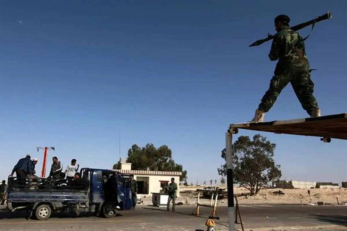 عکس:مبارز لیبییایی مسلح به RPG