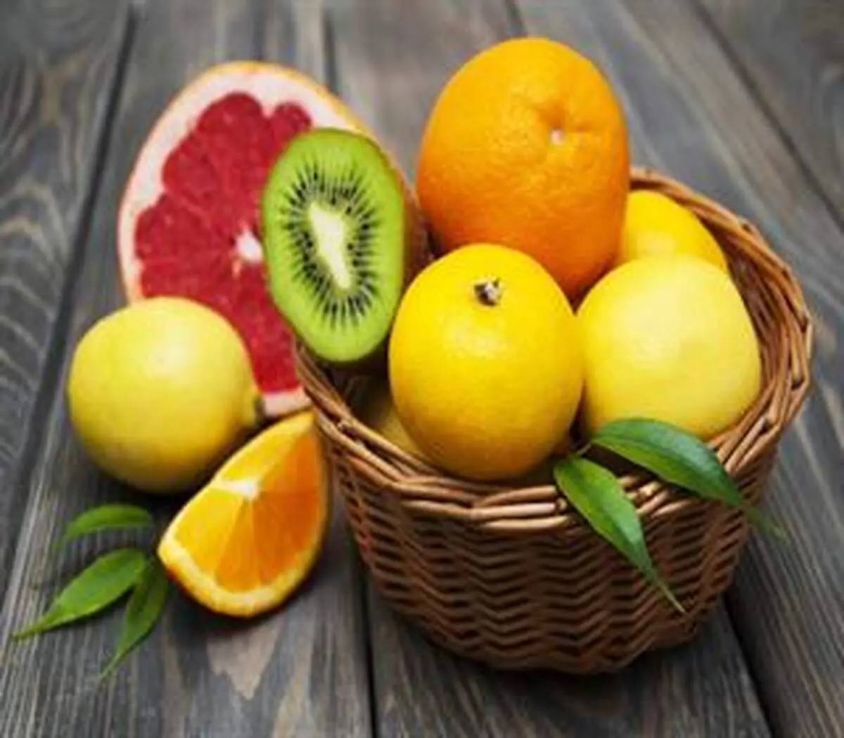چرا باید تا می‌توانید مرکبات بخورید؟