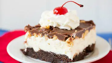 طرز تهیه ساندا دسر آمریکایی