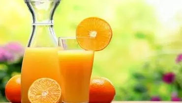 ۹ دلیل برای نوشیدن آب پرتقال