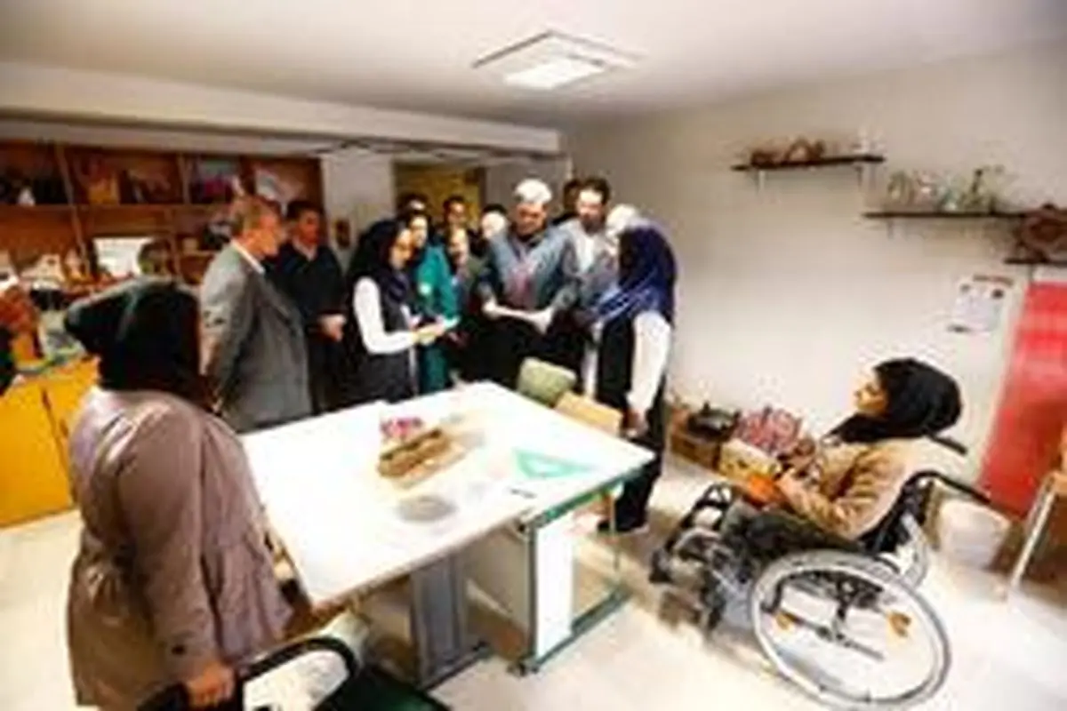 پیشنهاد معلولان به شهردار تهران برای مشارکت در امر مناسب سازی معابر
