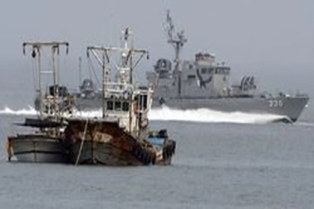 ارتش کره‌جنوبی به سمت کشتی تجاری کره شمالی شلیک هشدارآمیز کرد