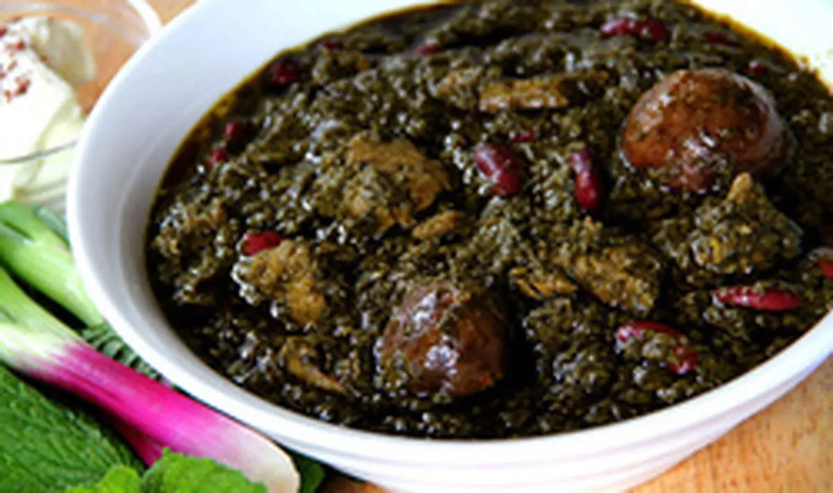 طرز تهیه قورمه سبزی به روشهای مختلف