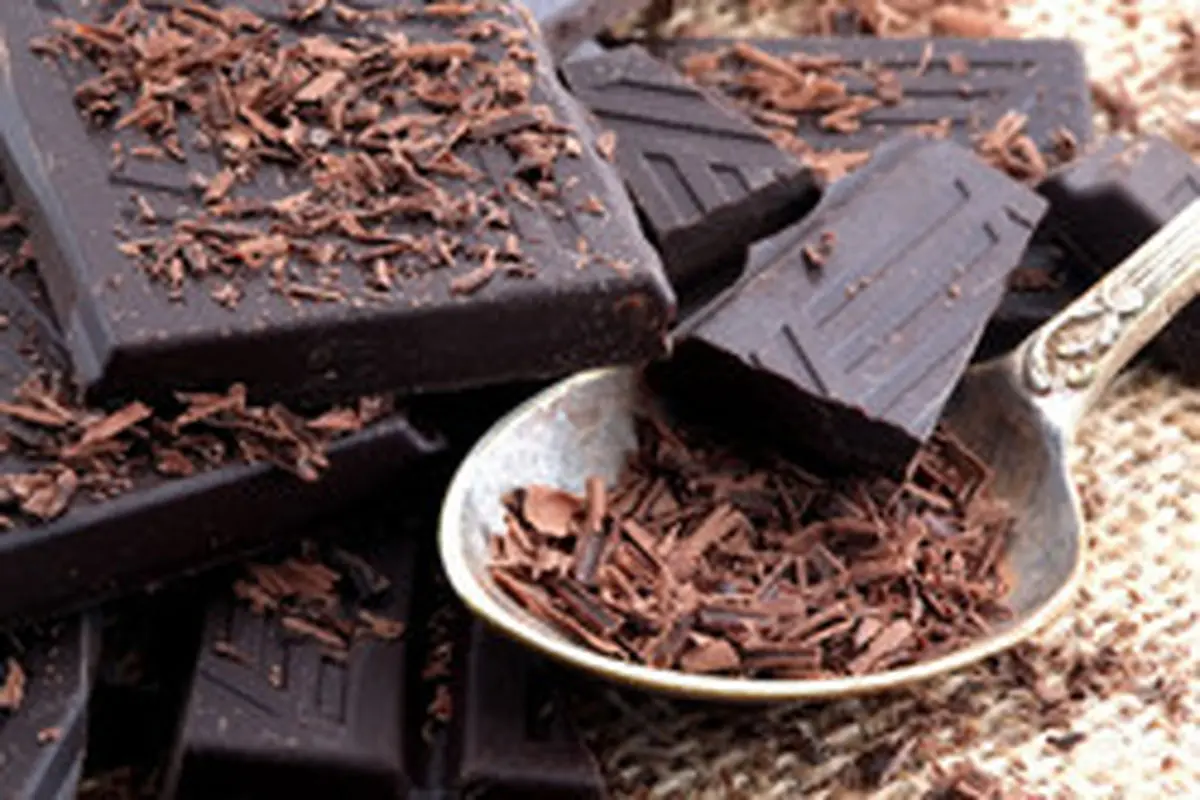 چطور از شکلات تلخ مثل دارو استفاده کنیم ؟