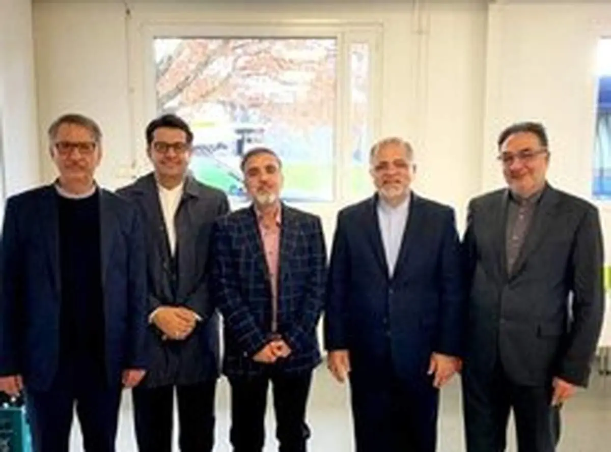 استاد ایرانی از زندان آمریکا آزاد شد+تصاویر / جاسوس آمریکایی آزاد و تحویل مقامات سوئیسی شد