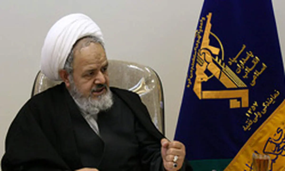 اکنون دولت در مسيری حرکت میکند که نبايد در جلوی آن موضعگيری کنيم