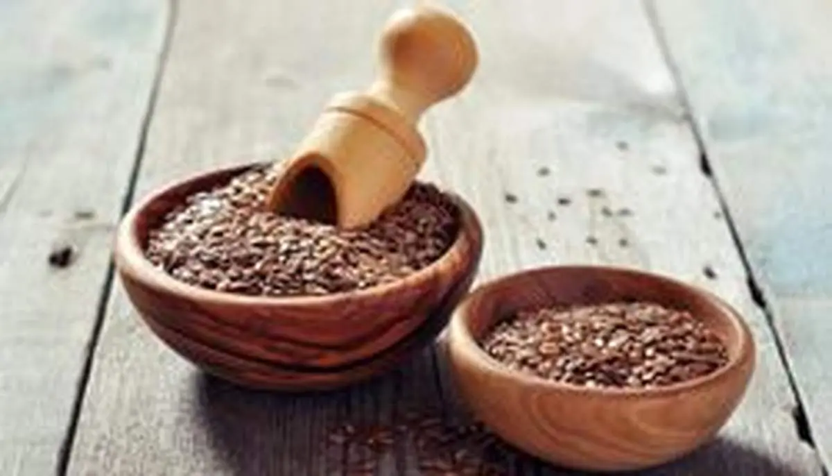 نحوه مصرف و خواص فوق العاده تخم کتان؛ از لاغری سریع تا پوست شفاف