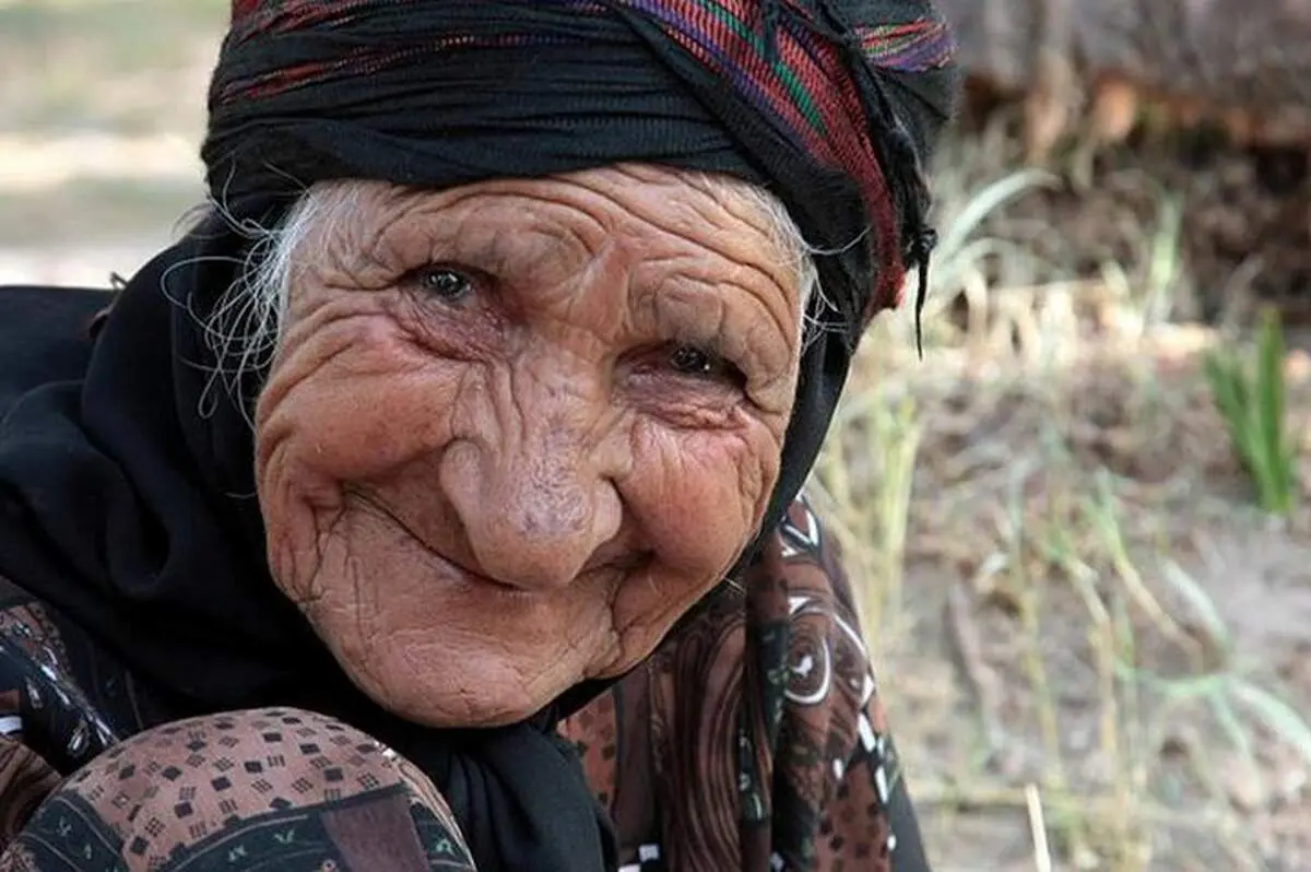 عکس: مادری از دیار بم