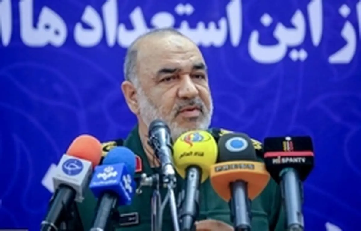 سرلشکر سلامی: قدرت به تنهایی سعادت نمیآورد/ ما مسیر استقلال، عزت و ایستادگی را انتخاب کرده ایم