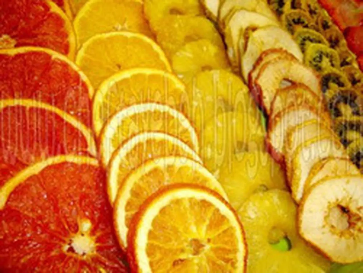 طرز تهیه چیپس میوه برای شب یلدا