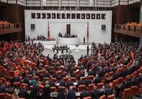 درگیری و بزن بزن در پارلمان ترکیه+ فیلم
