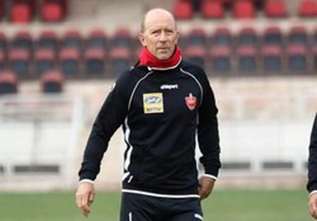 کالدرون: من از بیرانوند خواستم بازی نکند