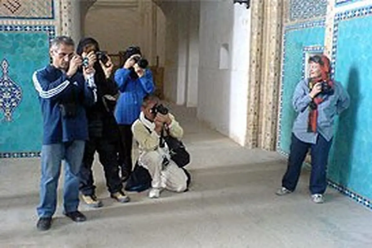 يک مسير واحد، تنها انتخاب گردشگران خارجي در ايران