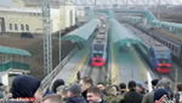 افتتاح خط آهن پل کریمه توسط پوتین