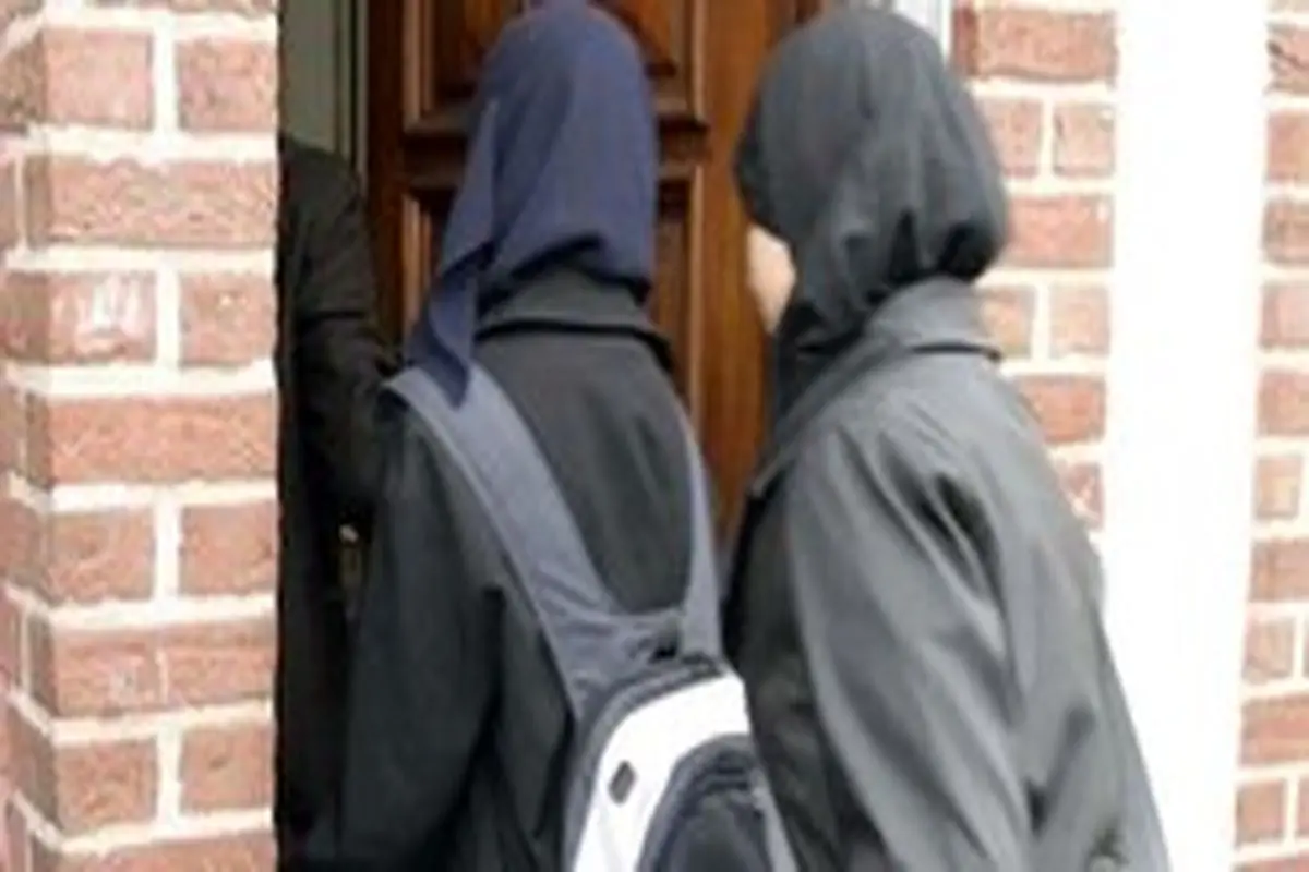 حمایت دادگاه تجدیدنظر بلژیک از ممنوعیت پوشیدن روسری در مدارس