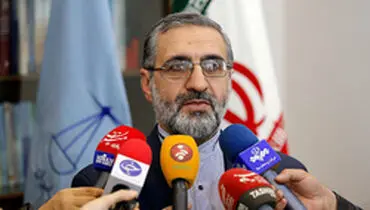 انفصال موقت ۳۰۲ نفر از سردفتران و دفتر یاران/ شبنم نعمت زاده به ۲۰ سال حبس محکوم شد