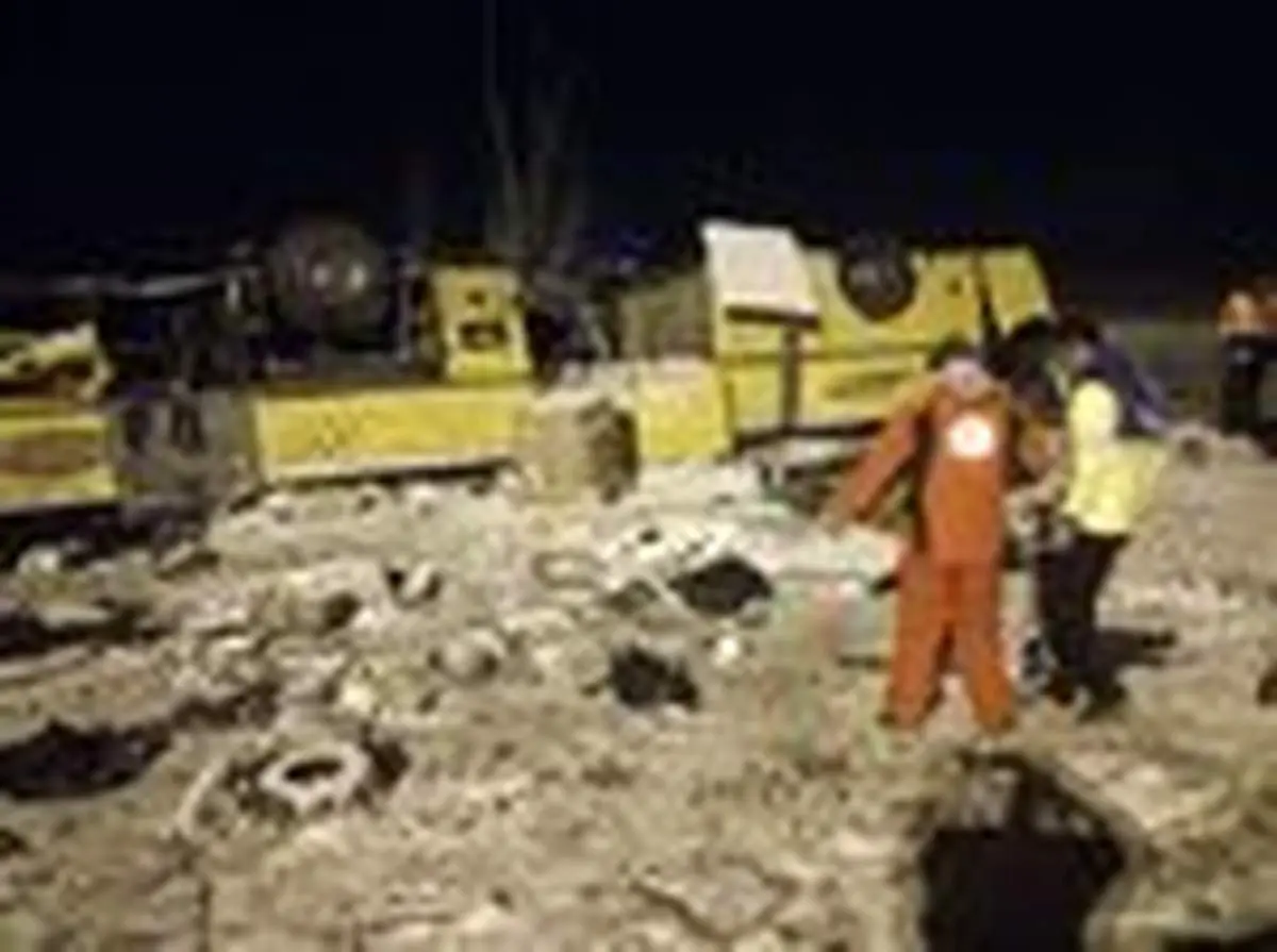 ۹ فوتی در حادثه واژگونی اتوبوس در آزاد راه زنجان _ تبریز