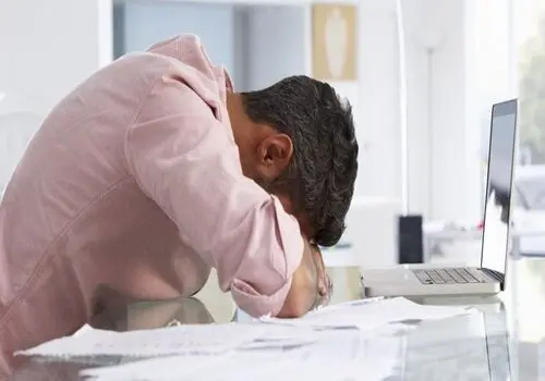 چطور بفهمیم کودکمان دچار آسیب روانی شده است؟