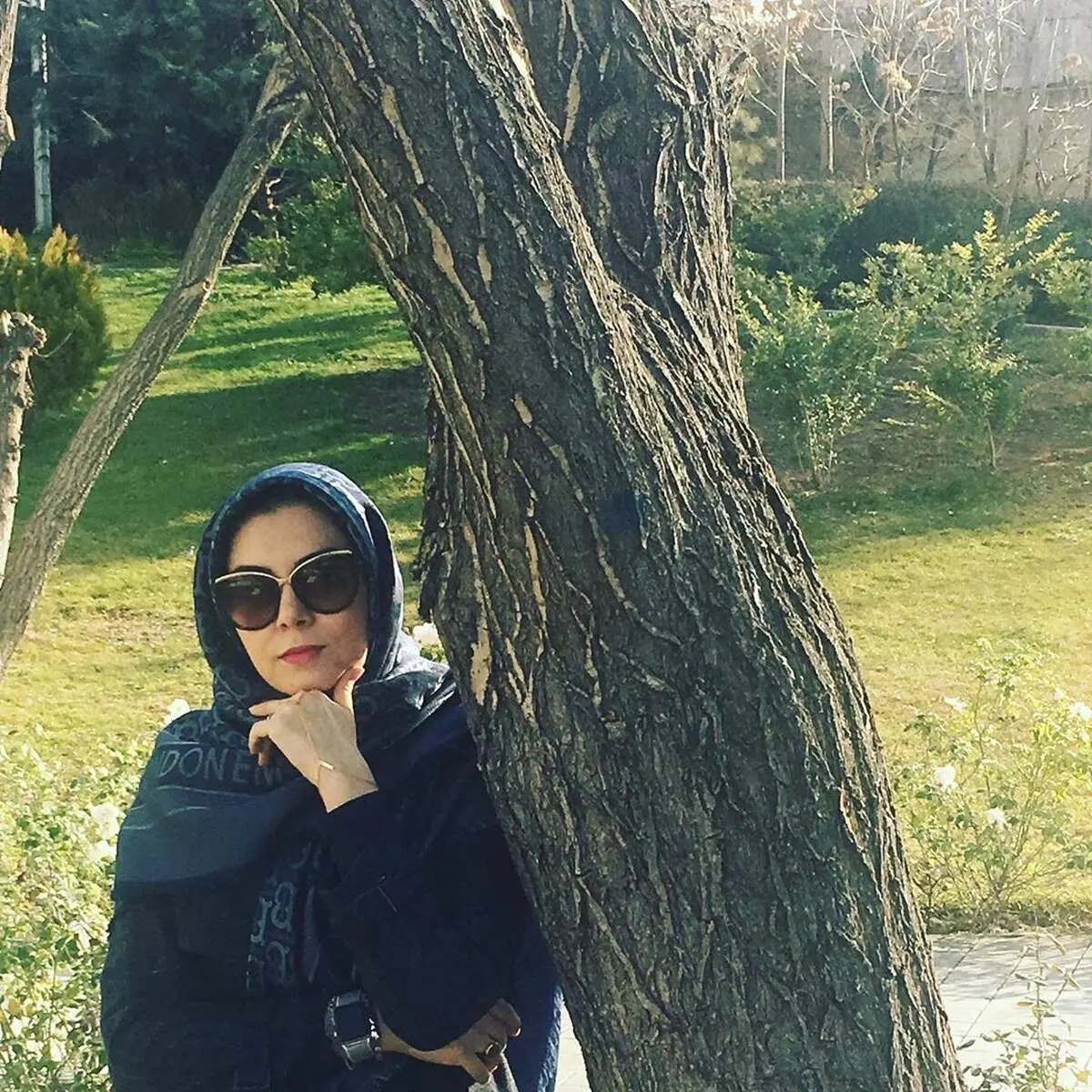 تیپ آزاده نامداری بدون چادر