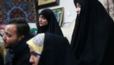حضور رهبر انقلاب در منزل سردار شهید سپهبد سلیمانی