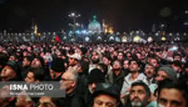 ورود پیکر سردار شهید سلیمانی و یارانش به حرم مطهر رضوی