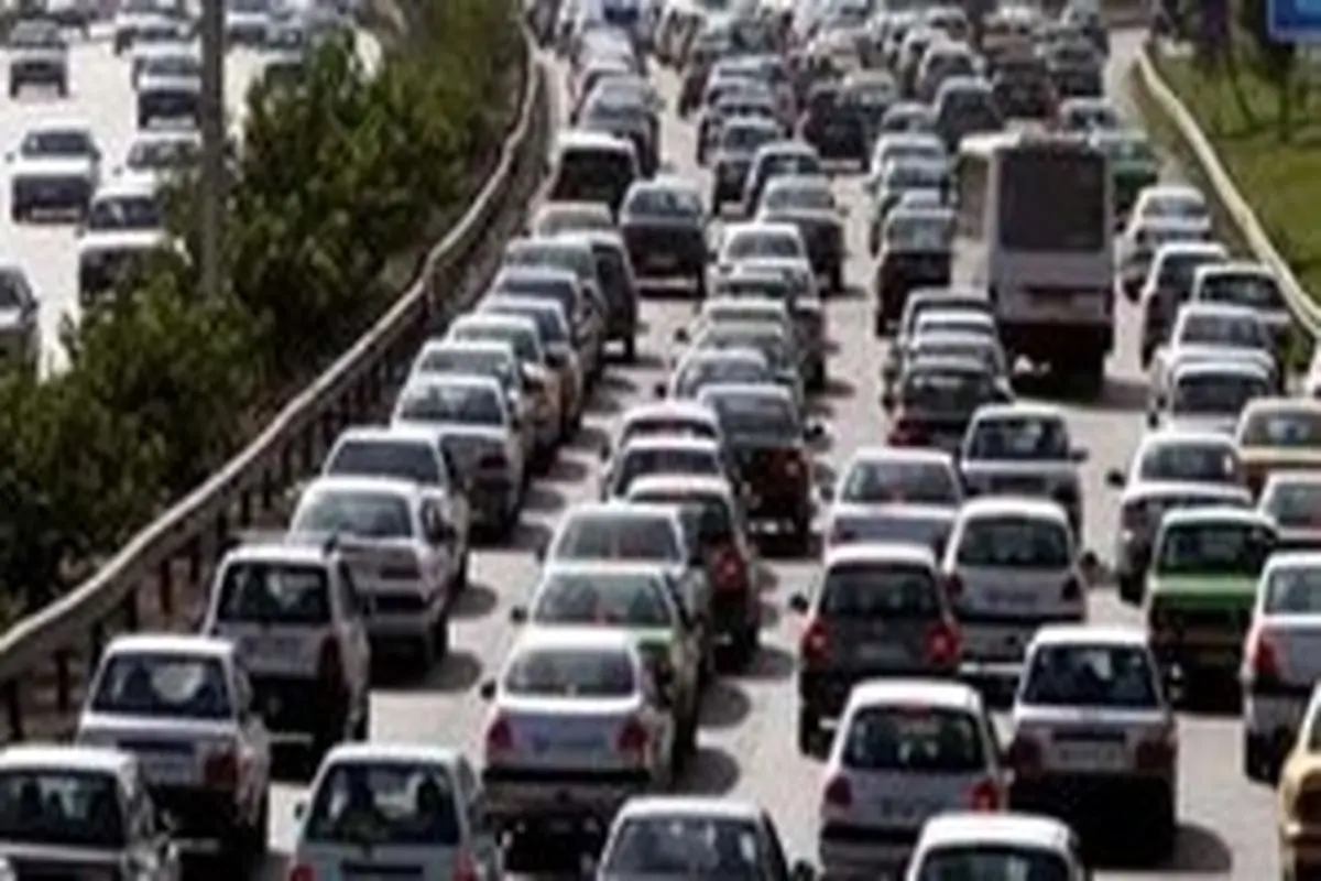 ترافیک فوق سنگین در محور‌های هراز و فیروزکوه
