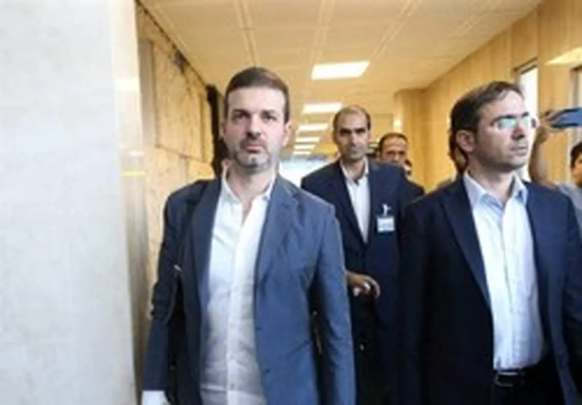 خطیر: به درخواست خلیلزاده برای کمک به استقلال آمدهام/ خیلی امیدوارم که با استراماچونی برگردد