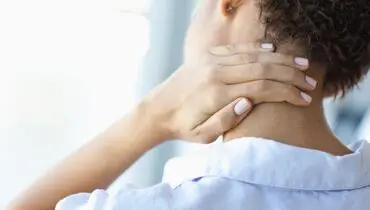 عادت‌های غلطی که قوز گردن را برایتان به ارمغان می‌آورد