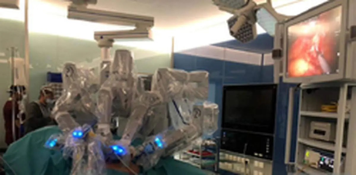 جراحی با ربات در عربستان