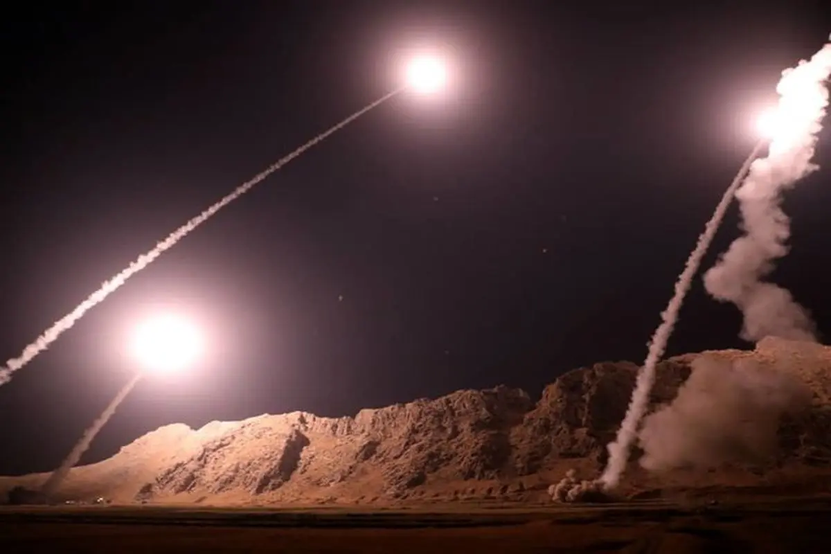فیلم منتشره از لحظه اصابت راکت‌ها و موشک‌ها به عین الاسد