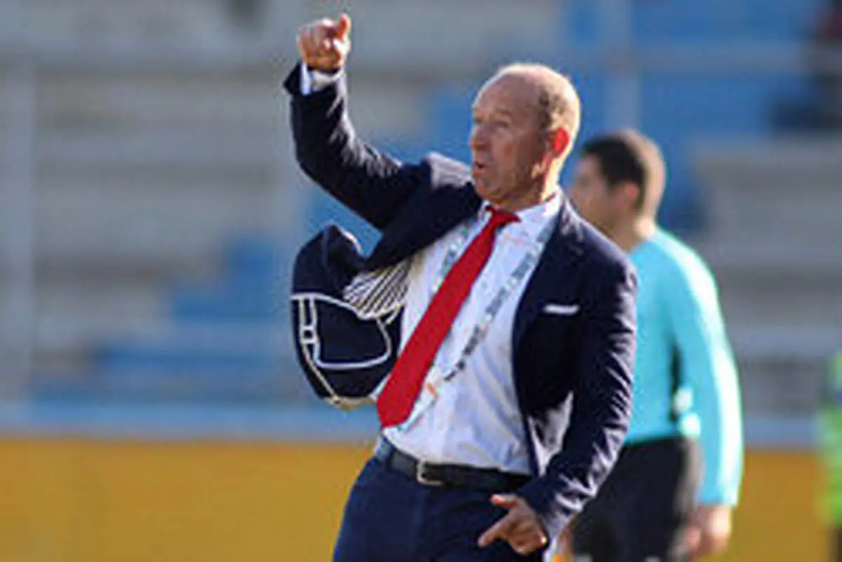 فسخ قرارداد کالدرون با باشگاه پرسپولیس