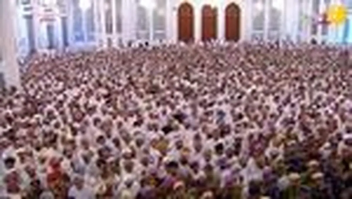 پیکر سلطان قابوس به خاک سپرده شد