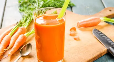 آب‌هویج + ۴ افزودنی طبیعی؛ نسخه‌ای کامل برای سلامت گوارش، ایمنی و پوست