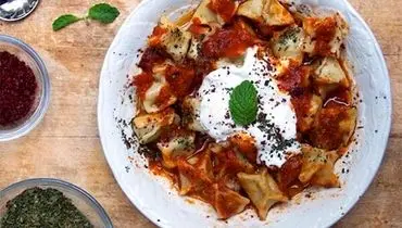 طرز تهیه آش مانتی