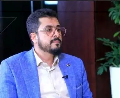 پیام سفیر یمن از مراسم تشییع رهبر شهید؛ آغاز افول آمریکا و اسرائیل