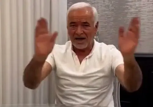 ورود طرفداران بدون بلیط به کنسرت معین با شکستن دروپنجره ورودی ساختمان!+ فیلم