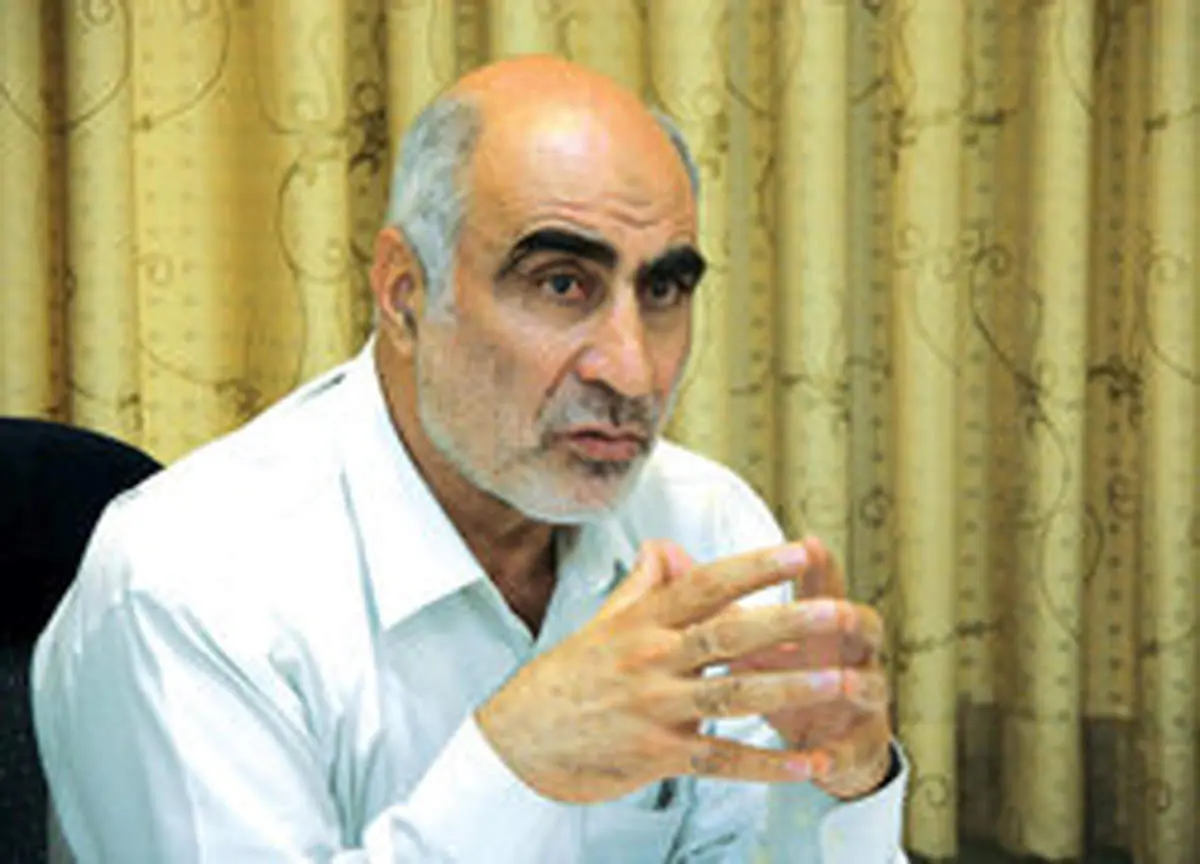 احمد کریمی اصفهانی:کمترین تحرکی از آمریکا دیده شود، معلوم نیست بتواند جان سالم به در ببرد