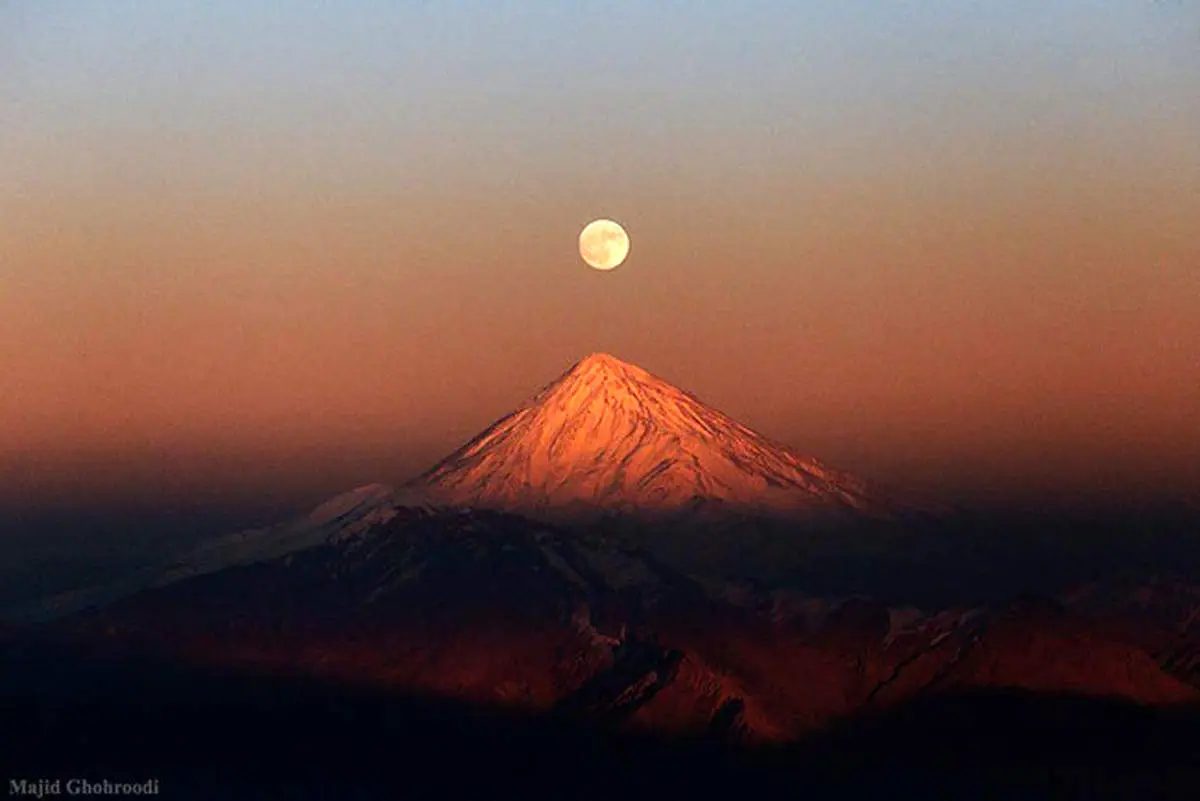 تصویری دیدنی از دماوند