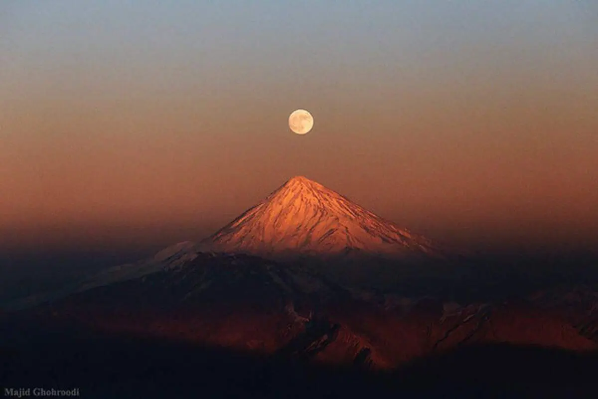 تصویری دیدنی از دماوند