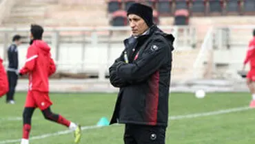 برف تهران دیدار پرسپولیس و سایپا را لغوکرد