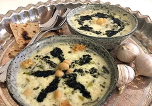 طرز تهیه آش نخود خوشمزه و مقوی